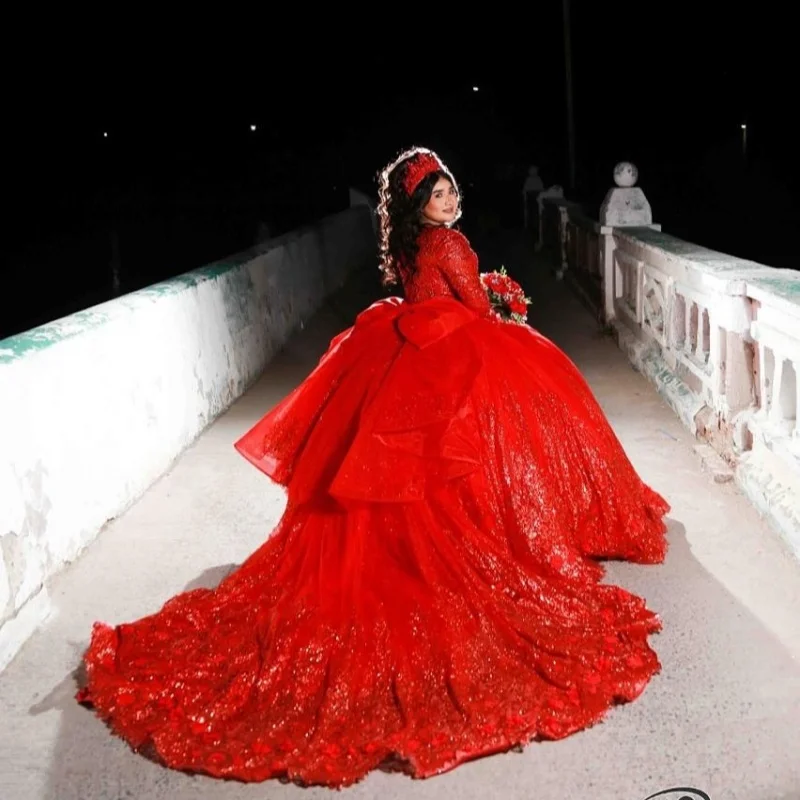 Shiny red quinceanera dress applique - Фотография_3