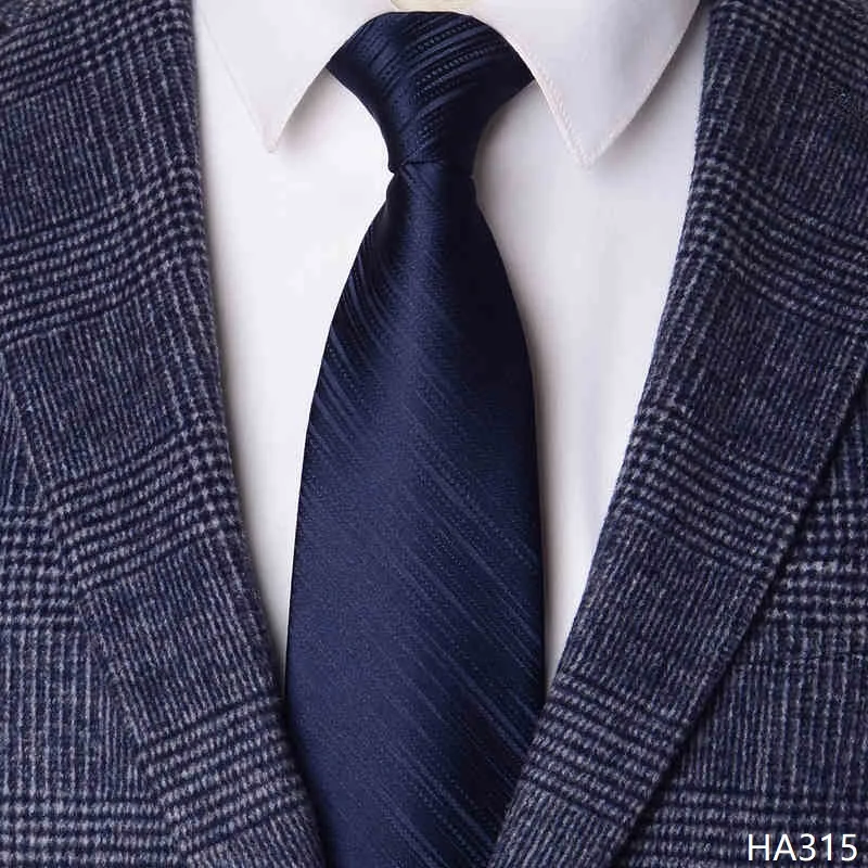 Высококачественный синий треугольный градиентный галстук - Фотография_6