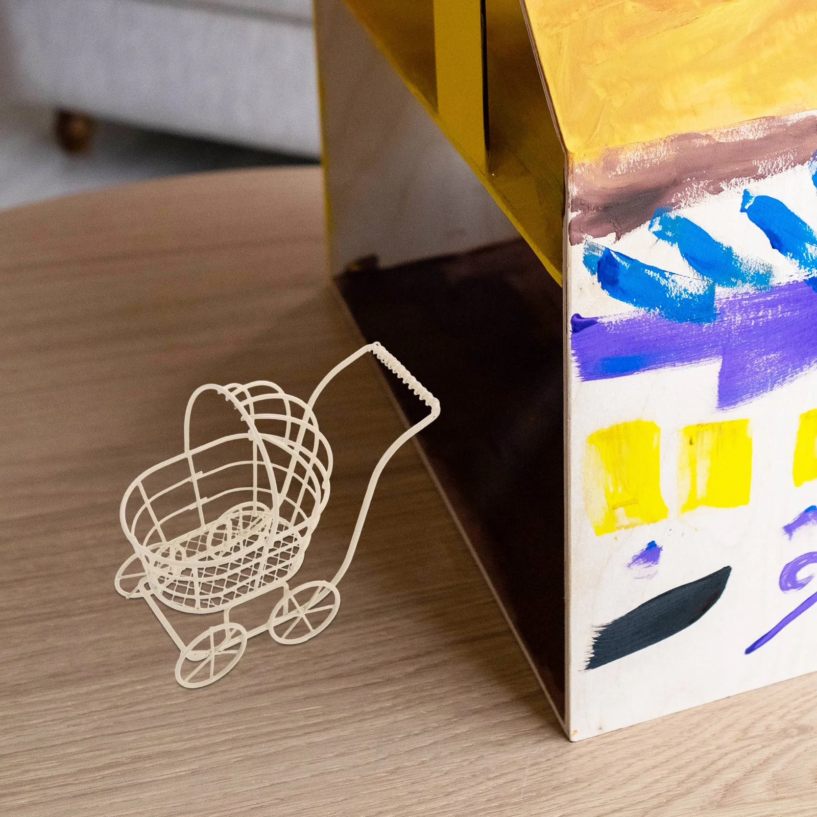 Миниатюрная детская коляска с металлической - Фотография_3