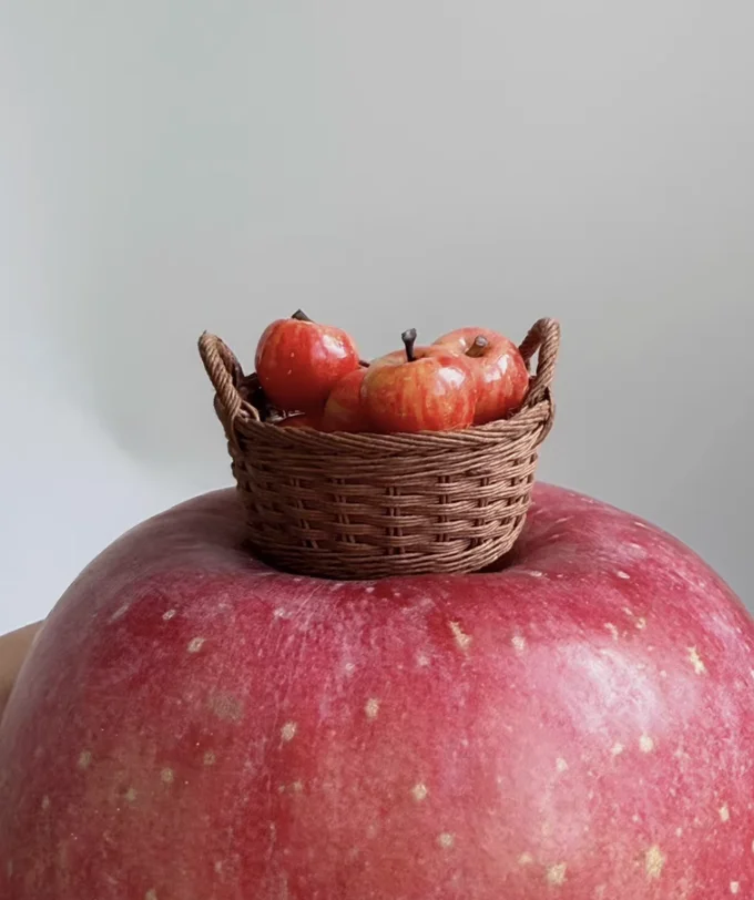 Миниатюрные плетеные поделки для кукольного домика - корзина - Фотография_3