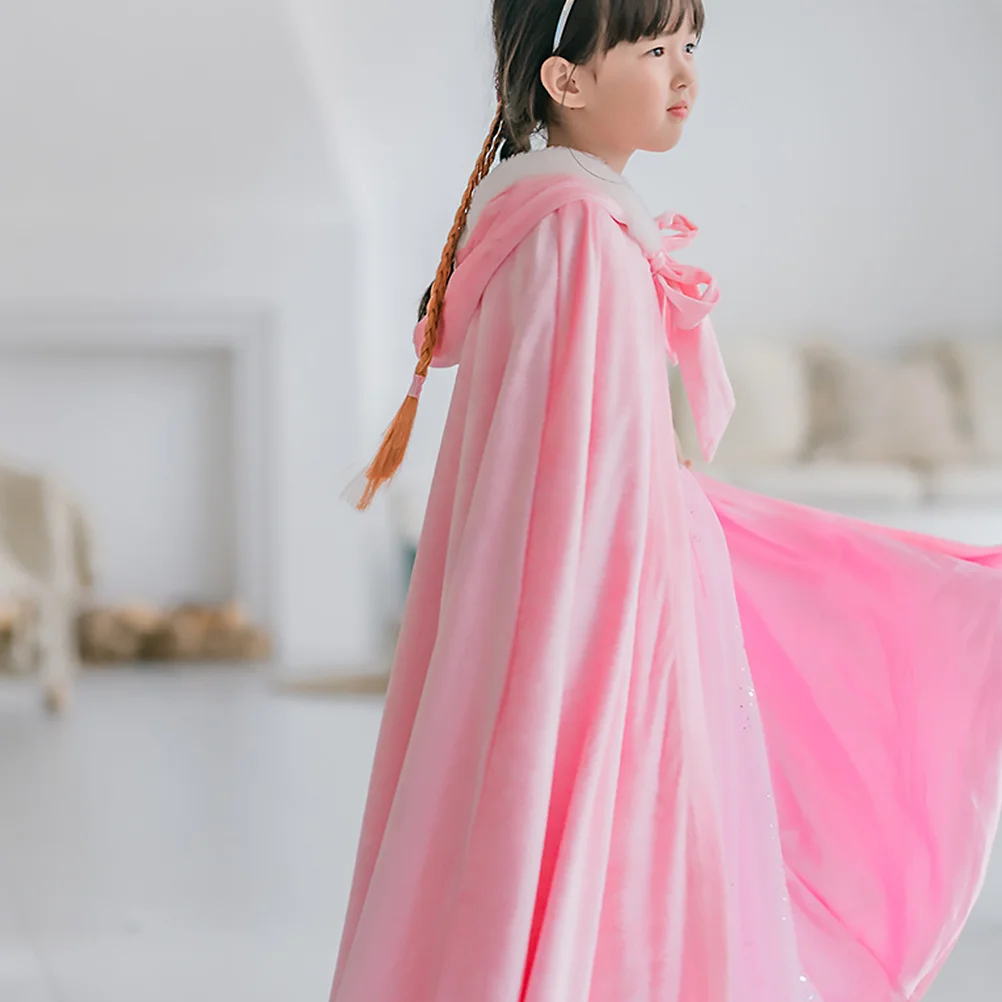 Детский плащ изысканный удобный