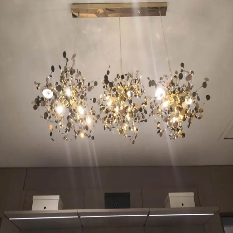 Люстра с рождественской атмосферой