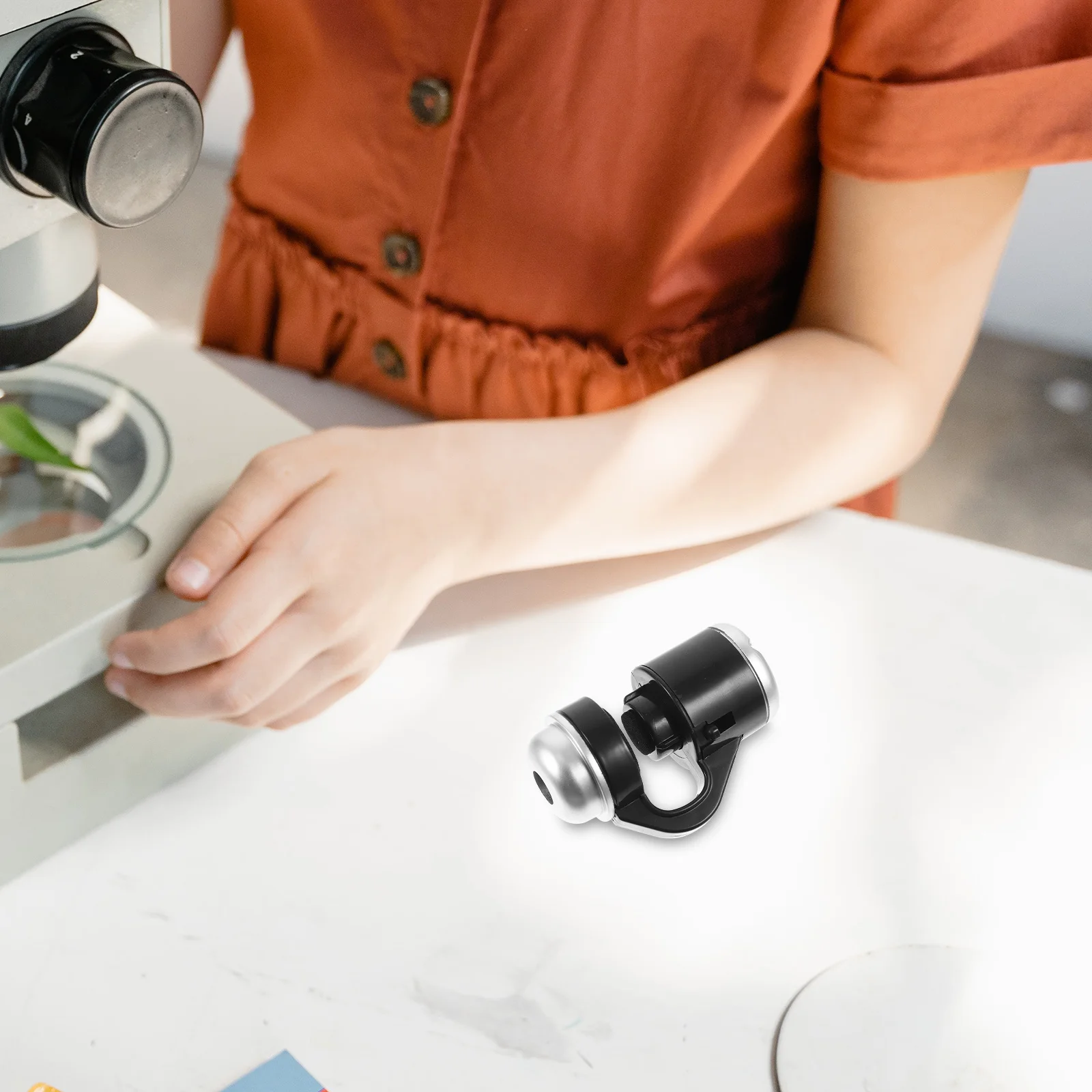 Компактный пластиковый микроскоп для детей и начинающих - Фотография_6