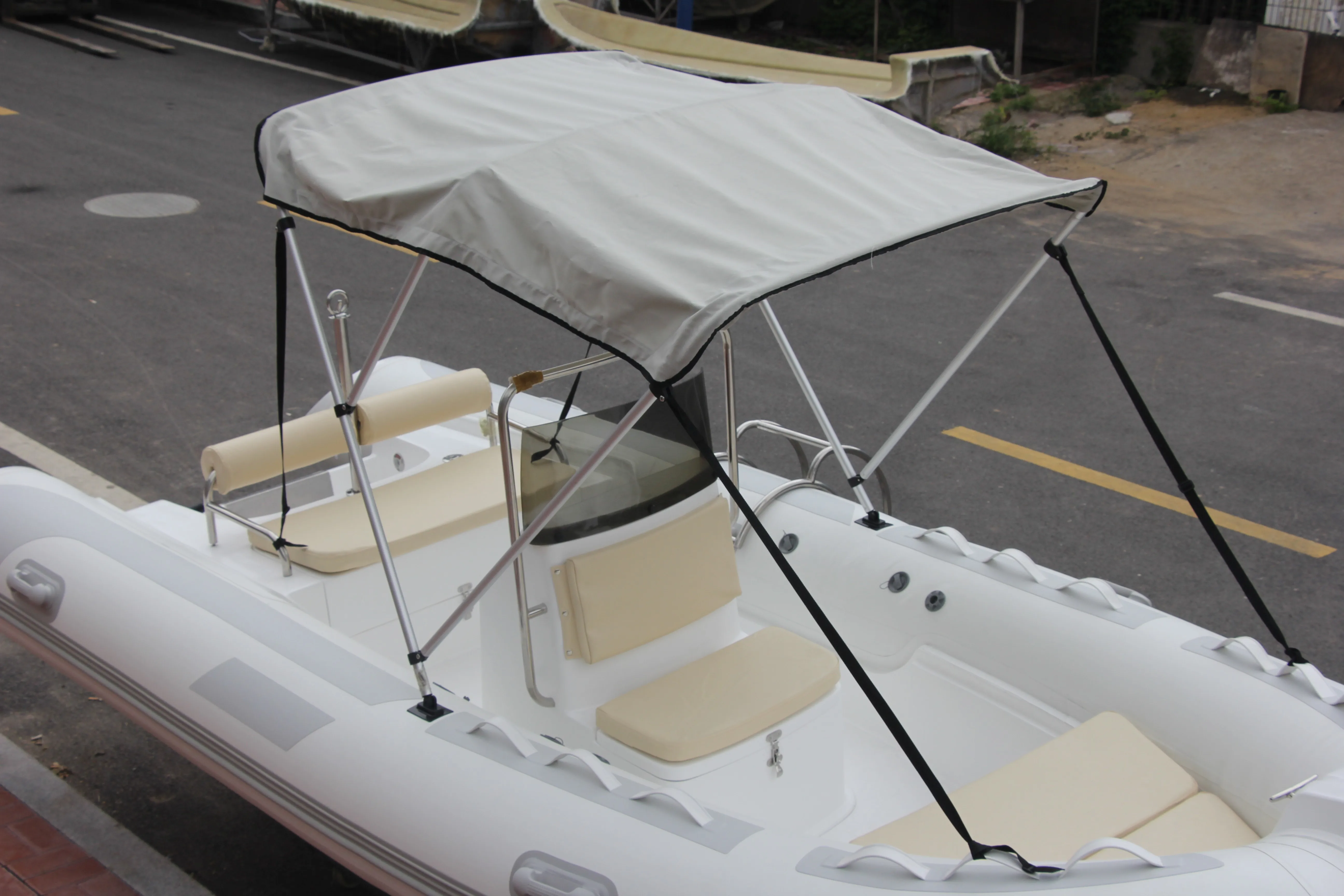 Сертифицированная ce лодка из стекловолокна с глубоким v-образным вырезом - Фотография_6