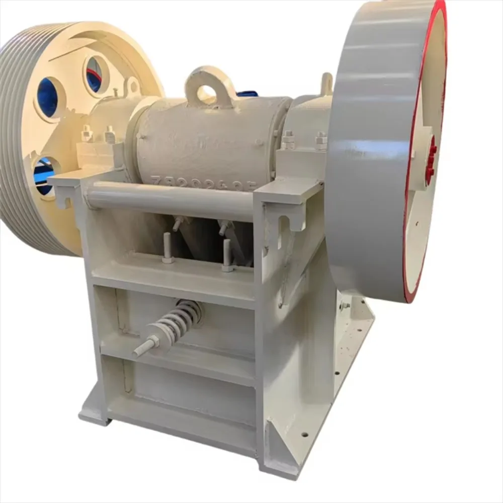 Продается мобильная мини-мобильная гусеничная дробилка для челюстей