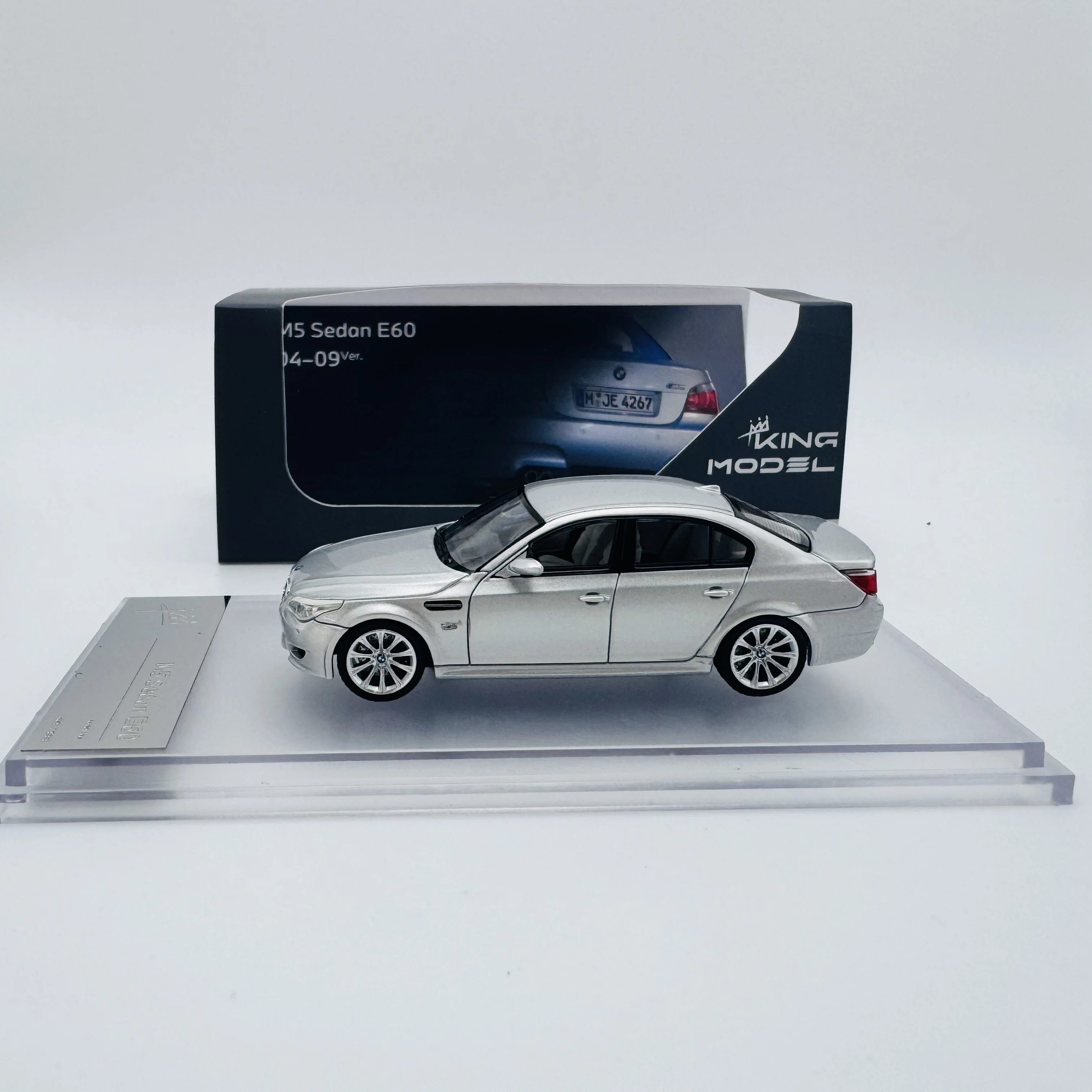 Модель king 1:64 m5 e60 e61 модель - Фотография_3