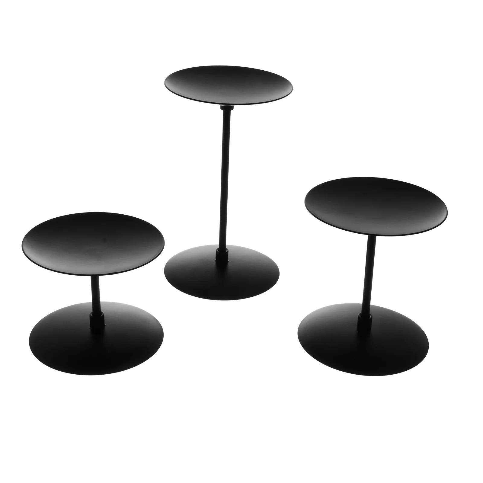 Черные железные подставки