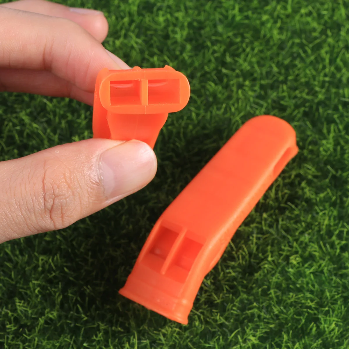 Универсальный пластиковый свисток для спортивных соревнований - Фотография_2