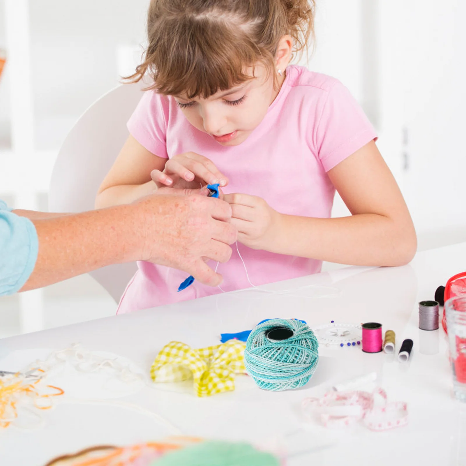 Набор красочных хлопчатобумажных нитей - Фотография_5