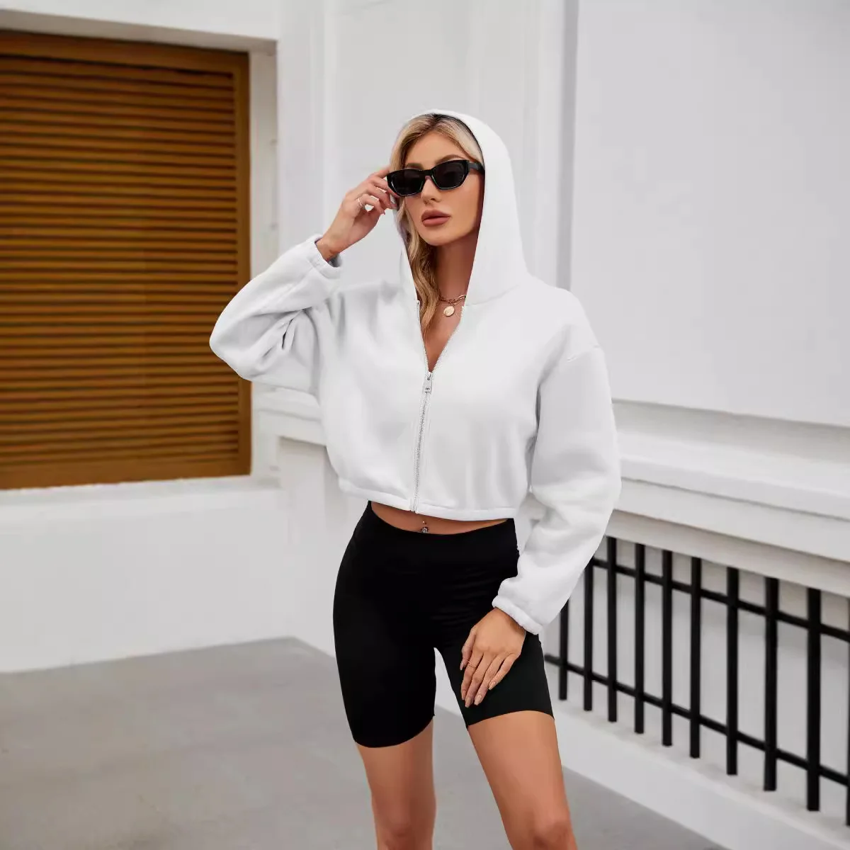 Новая женская толстовка с длинными рукавами и капюшоном - Фотография_3