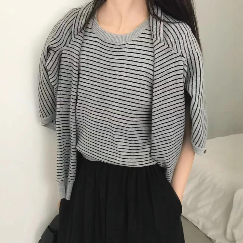 Женские комплекты свитеров из двух предметов