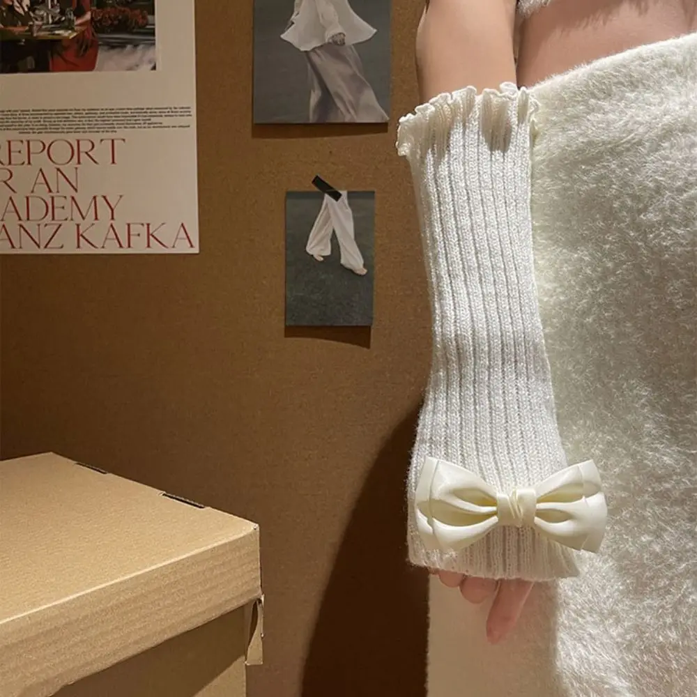 Мягкие однотонные вязаные перчатки с бантом в готическом стиле jk - Фотография_2