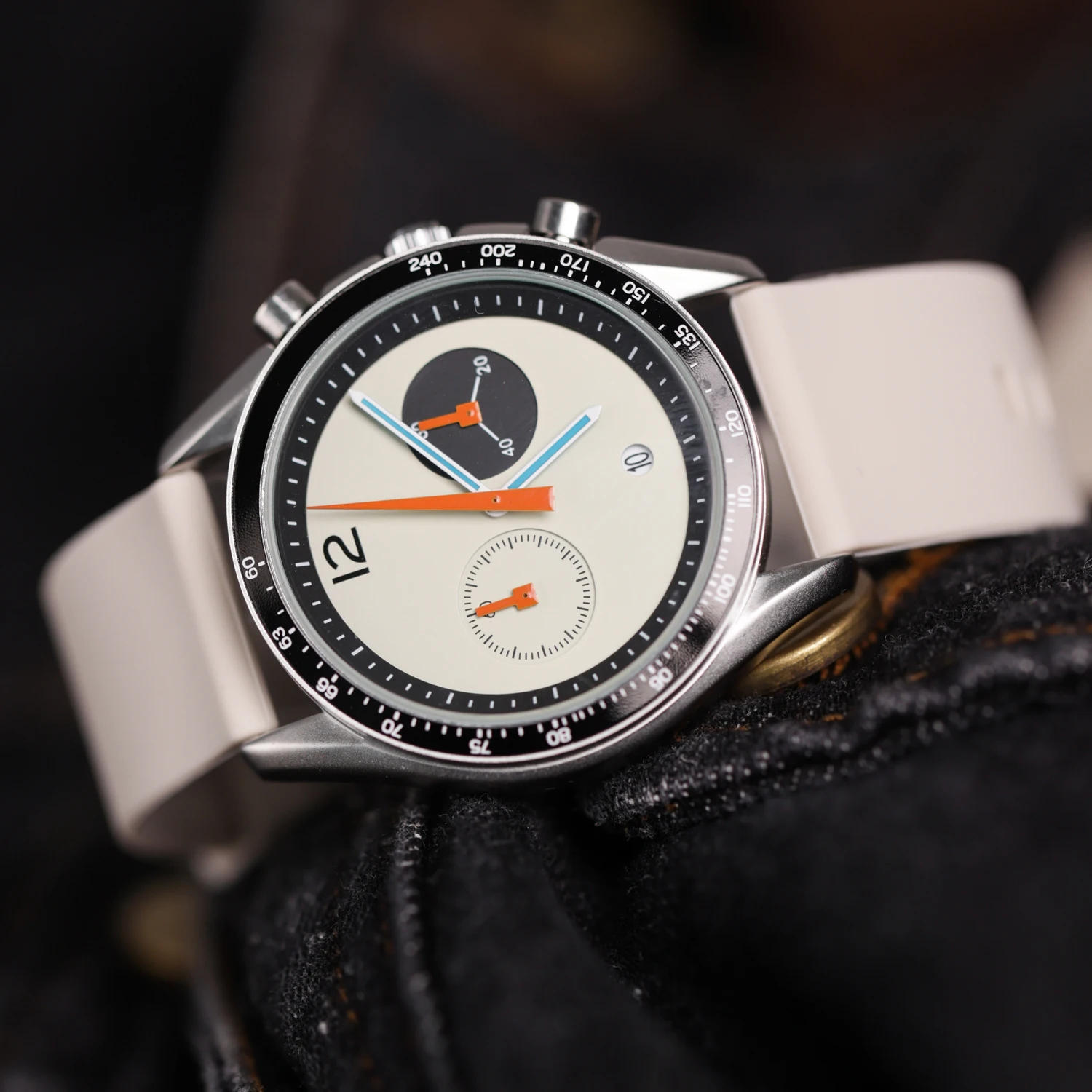 Новые мужские часы с круглым большим циферблатом - Фотография_4