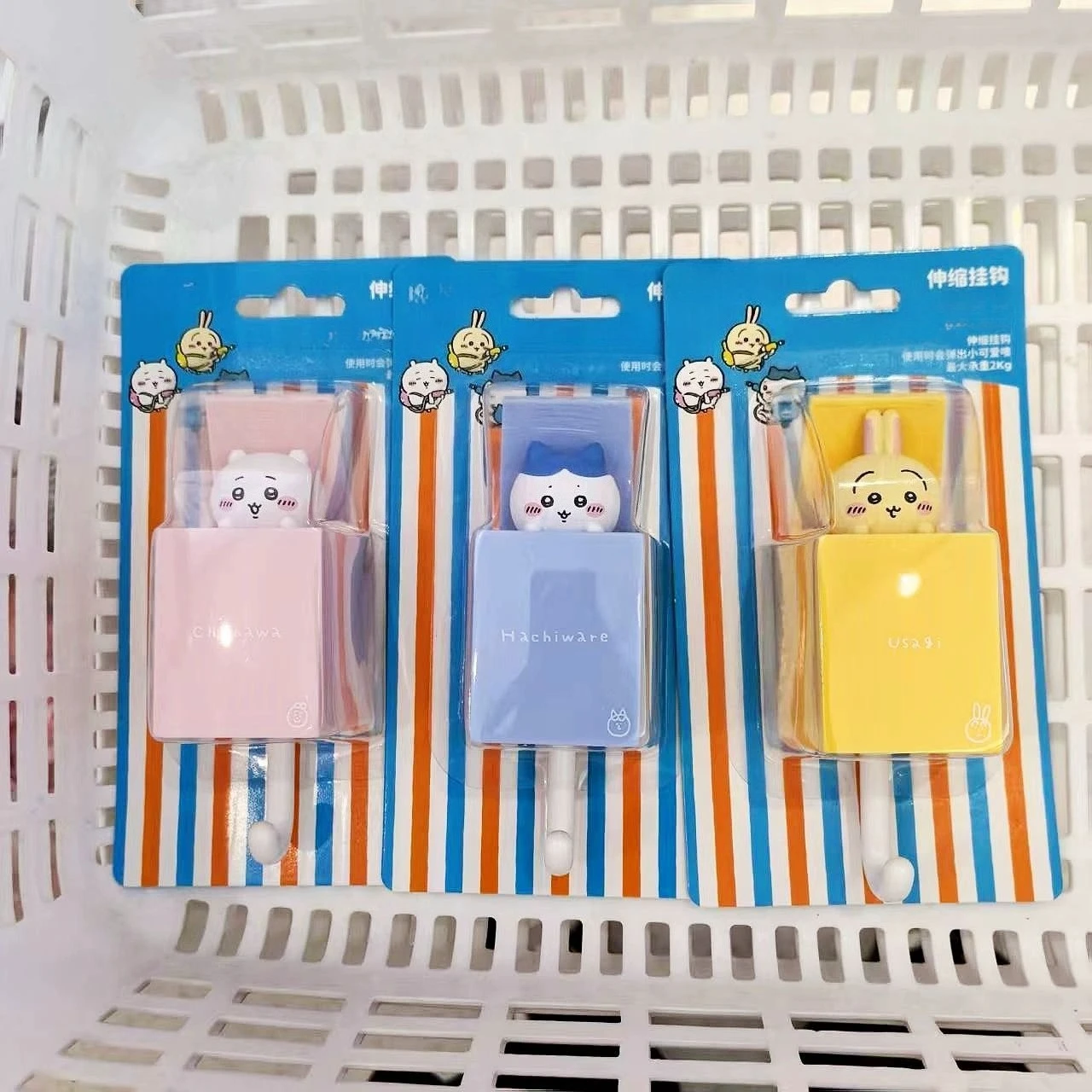 Выдвижные крючки chiikawa summer