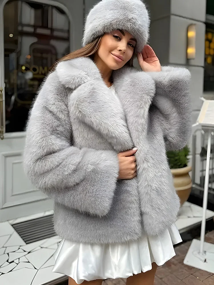 Толстая теплая шуба из искусственного меха для женщин с поясом - Фотография_2