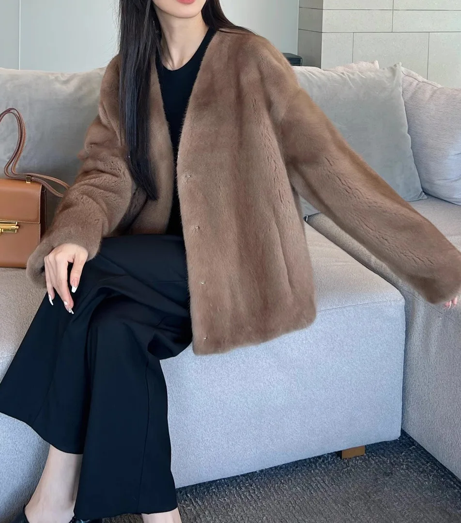 Женская модная куртка из меха норки с v-образным вырезом - Фотография_5