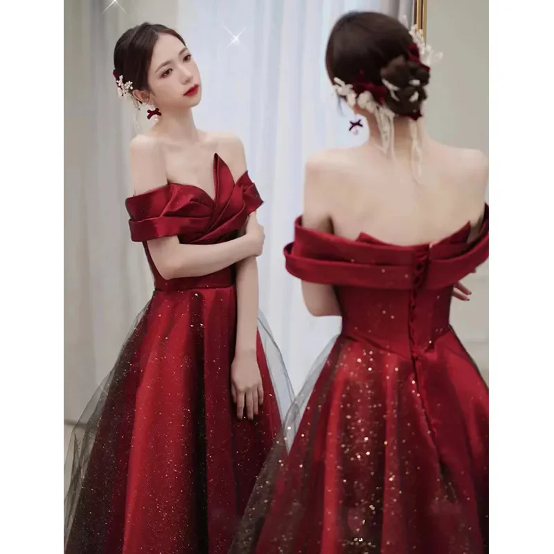Женское летнее атласное платье для тостов - Фотография_4