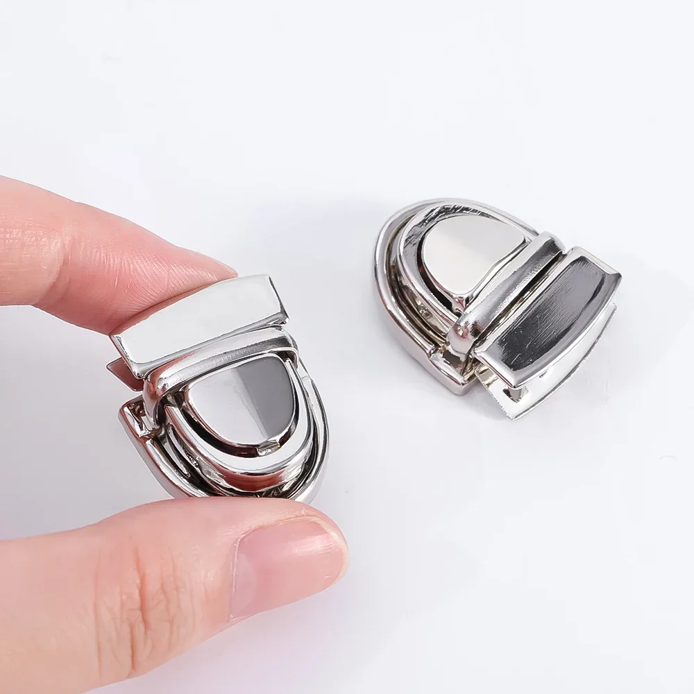 Металлические замки - Фотография_4