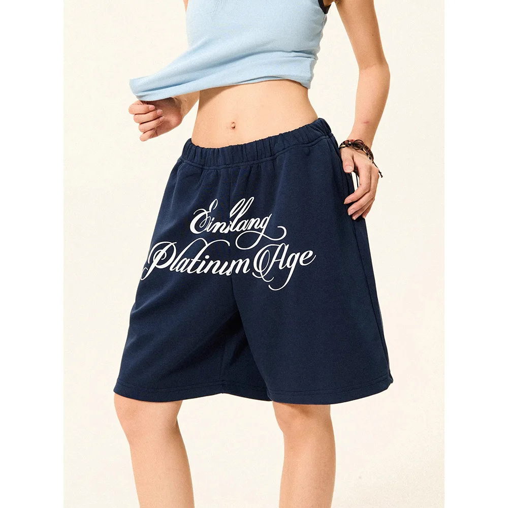 Повседневные шорты с буквенным рисунком - Фотография_3