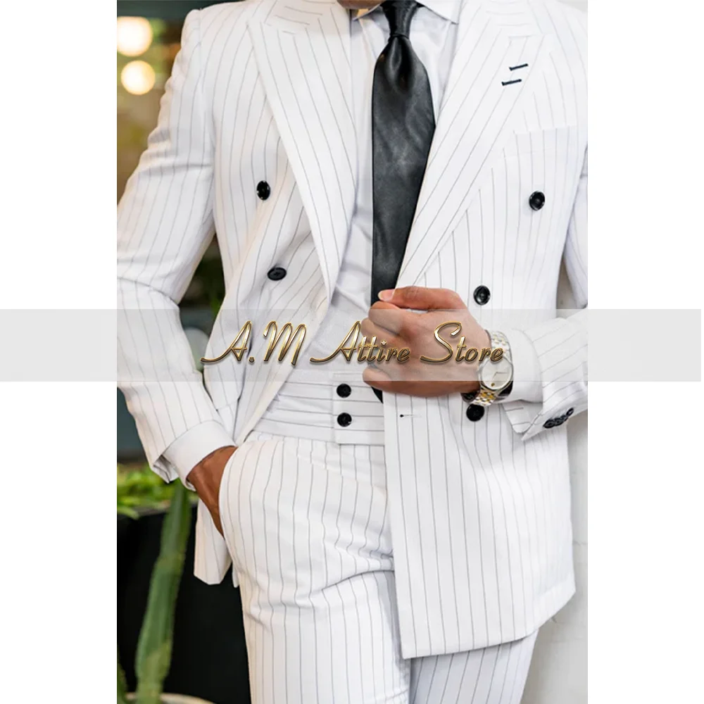 Мужской белый костюм в тонкую полоску - Фотография_2