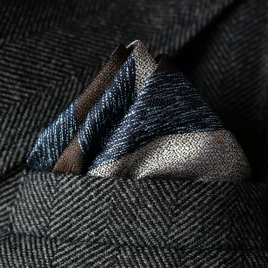 Роскошный формальный нагрудный - Фотография_3