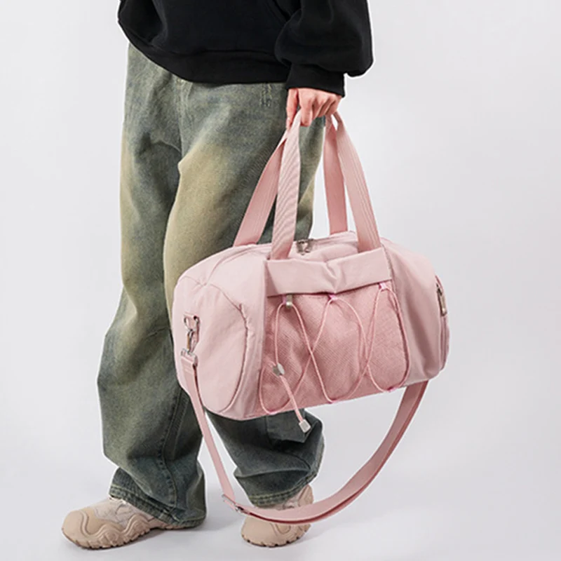 Большая женская сумка для фитнеса - Фотография_5