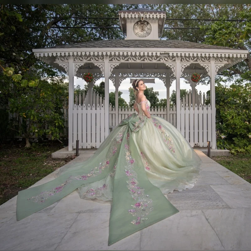 Светло-зеленые платья quinceanera - Фотография_3