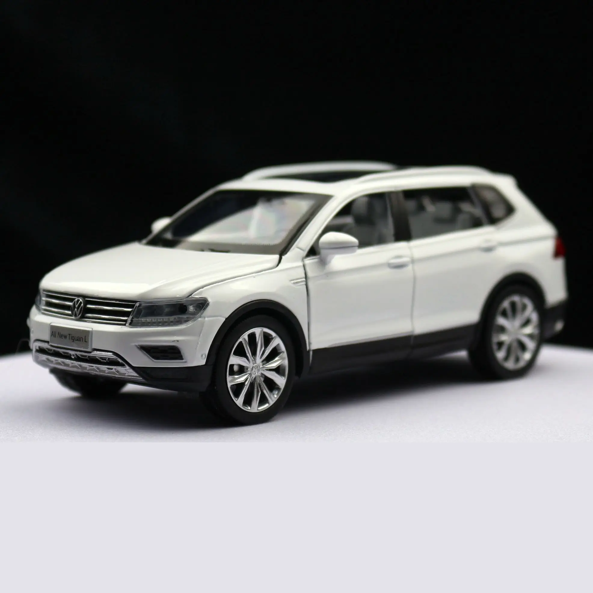 Volkswagen tiguan l suv - Фотография_3