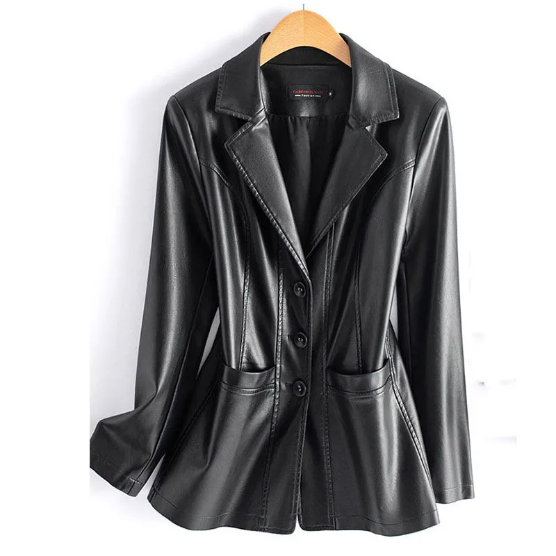 Модные женские куртки из овчины