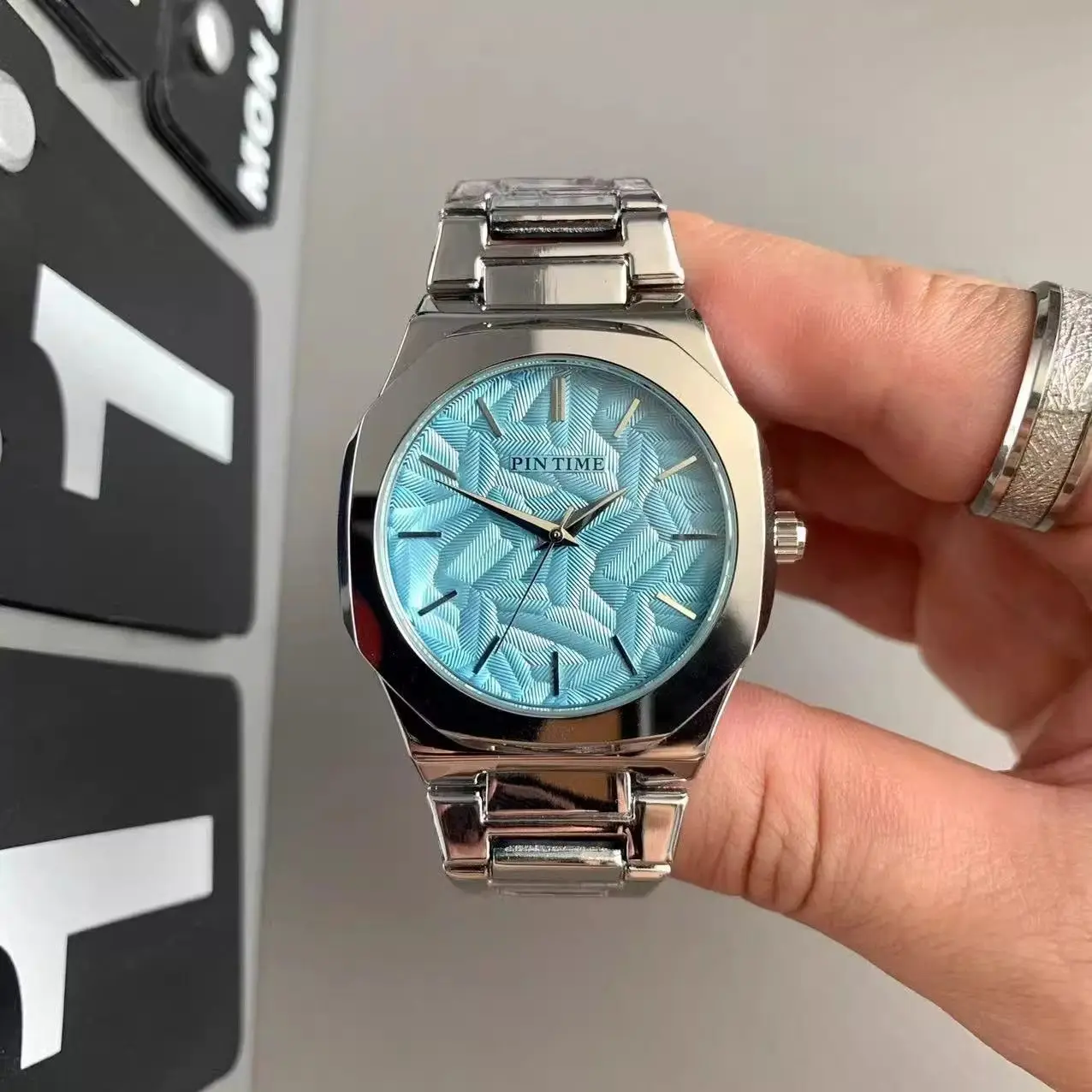 Квадратные допаминовые модные повседневные - Фотография_3