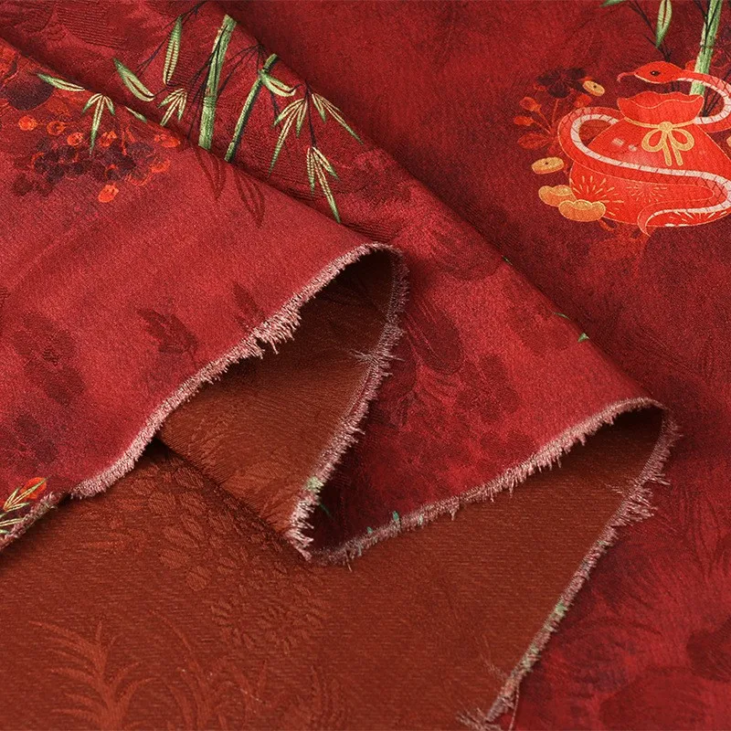 Тяжелая жаккардовая цветочная ткань