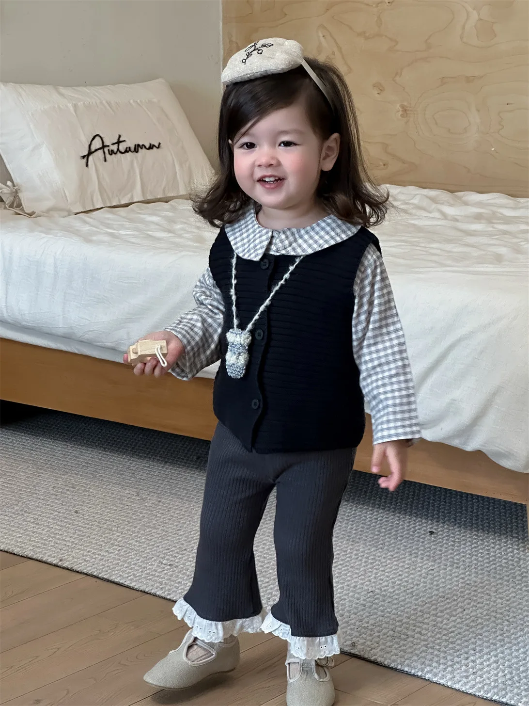 Новый детский вязаный жилет без рукавов - Фотография_2