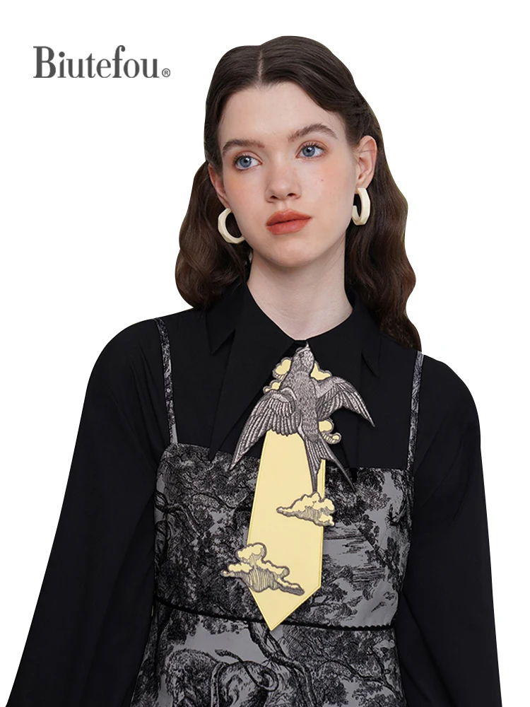 Женский нерегулярный забавный галстук с вышивкой ласточкой