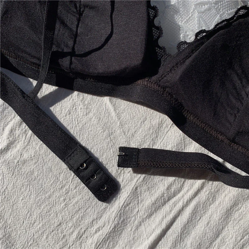 Французский кружевной треугольный - Фотография_3