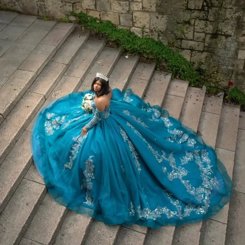 Индивидуальные платья quinceanera синего цвета павлина с открытыми плечами - Фотография_2