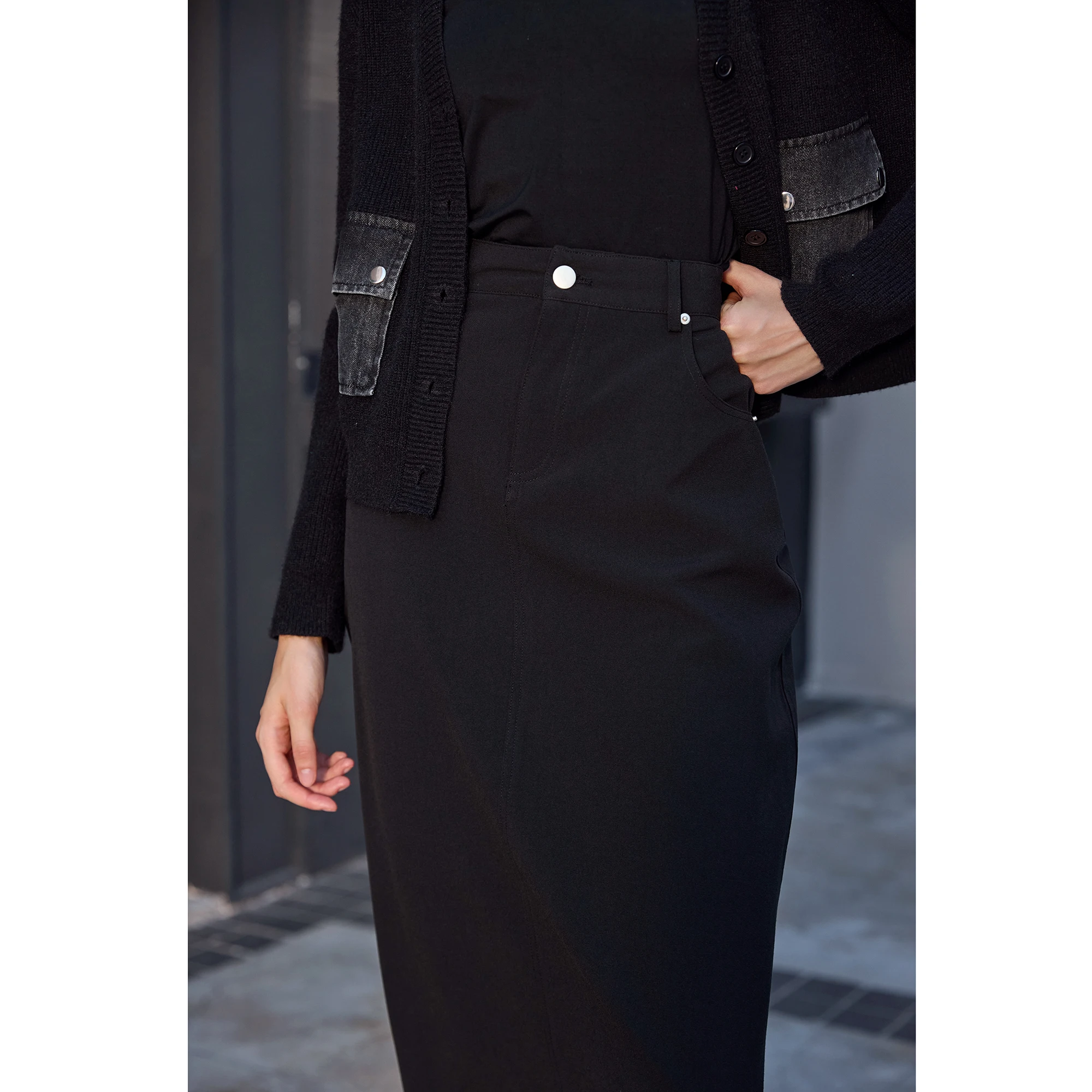 Ap женское осенне-зимнее джинсовое платье с v-образным вырезом 2026 - Фотография_4