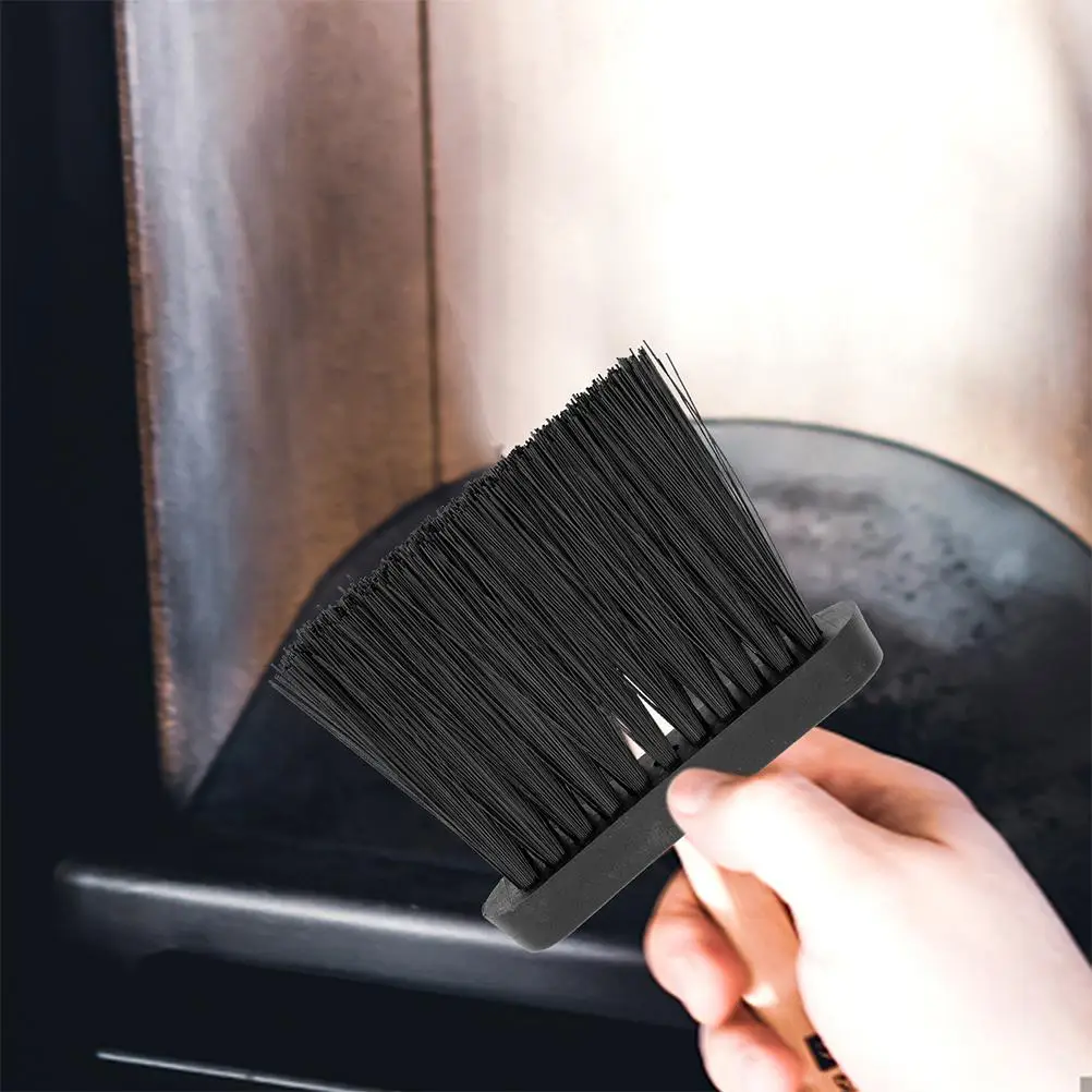 Щетка для чистки камина