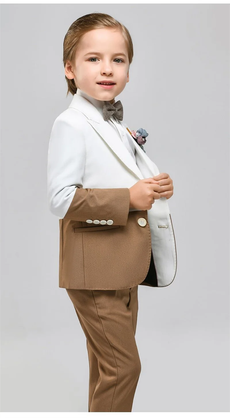 Белый костюм цвета хаки для мальчиков - Фотография_2