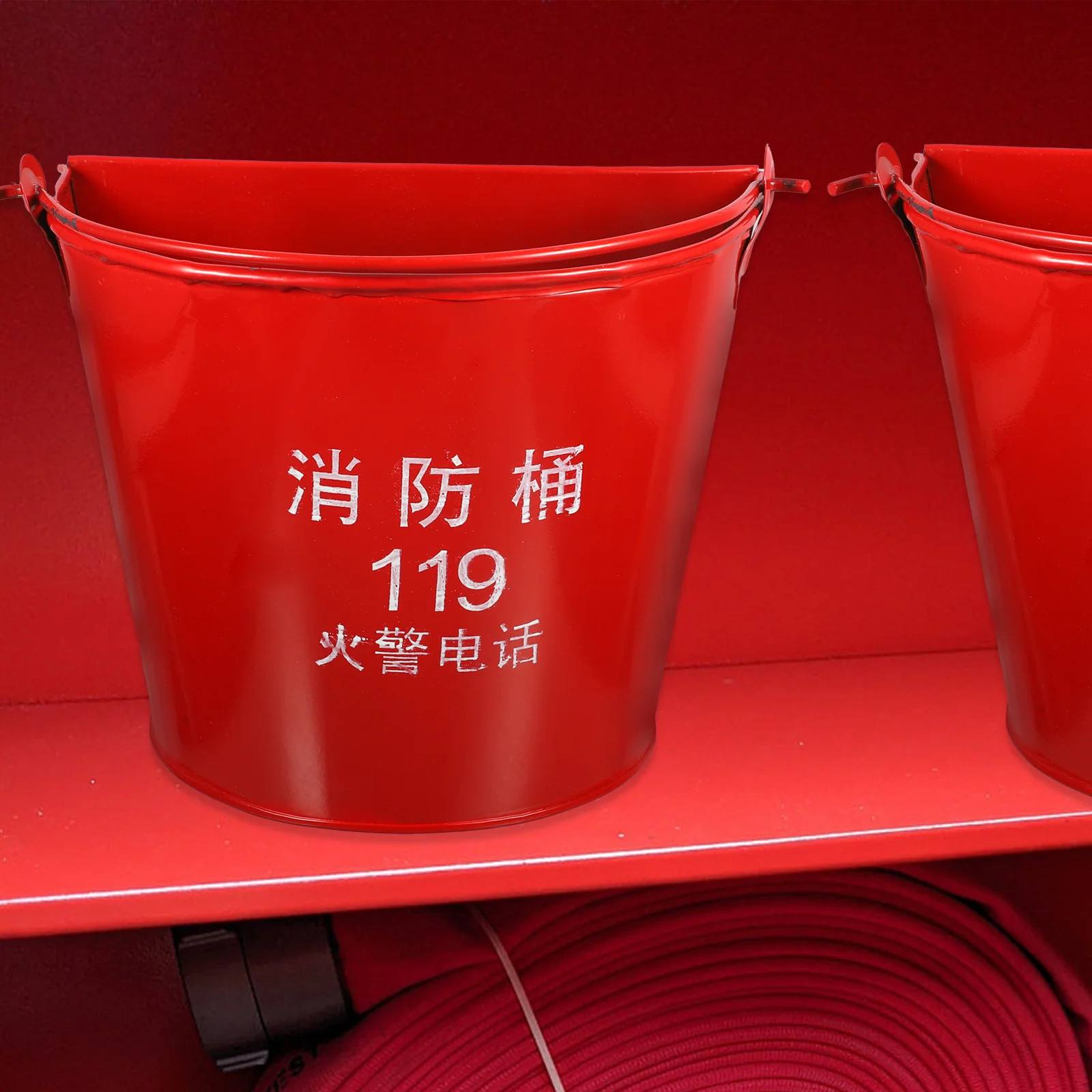 Красное пожарное аварийное ведро для песка - Фотография_6