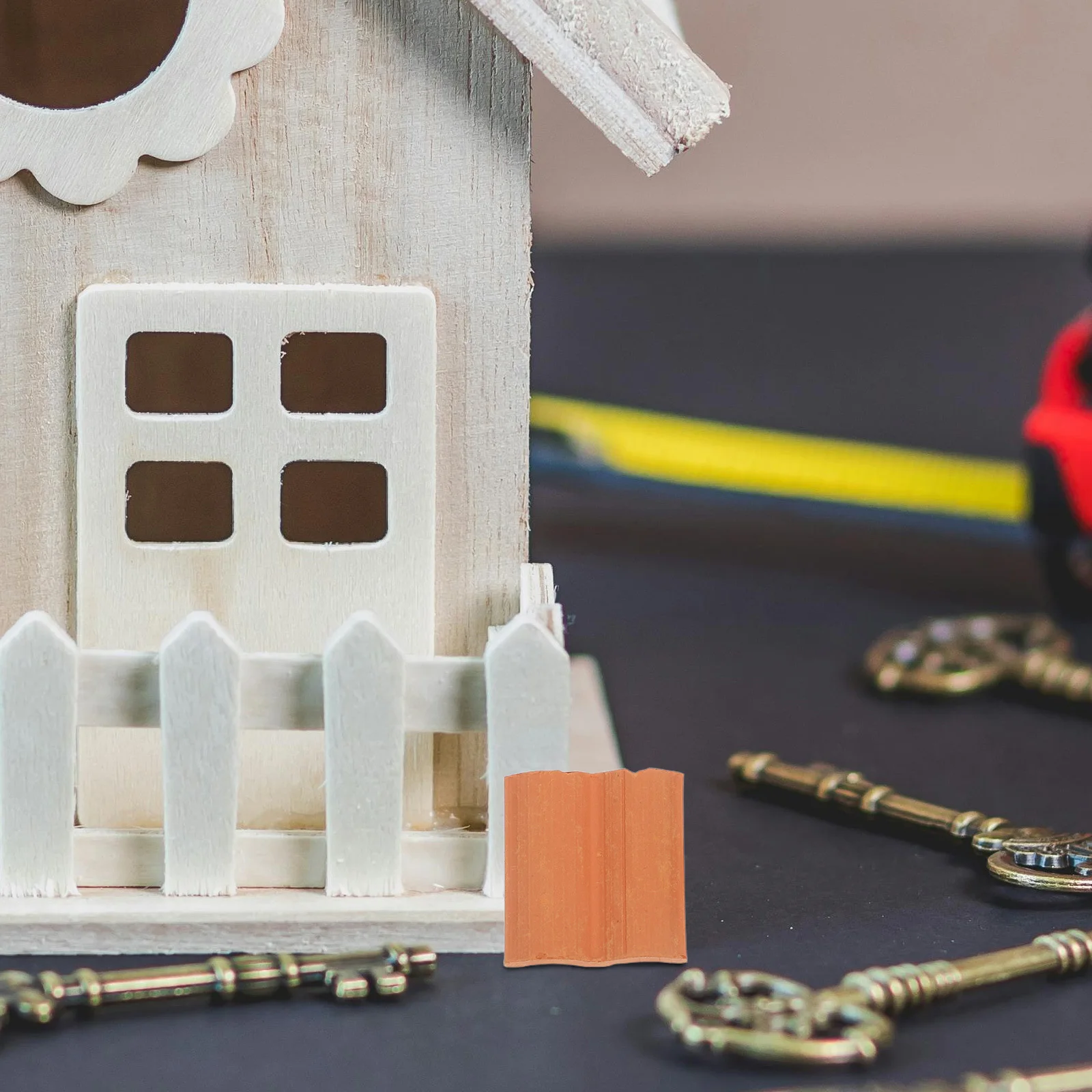 Миниатюрная крыша реалистичный - Фотография_2