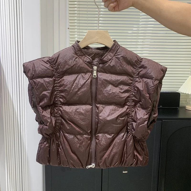 Ультракороткий пуховик без рукавов - Фотография_5