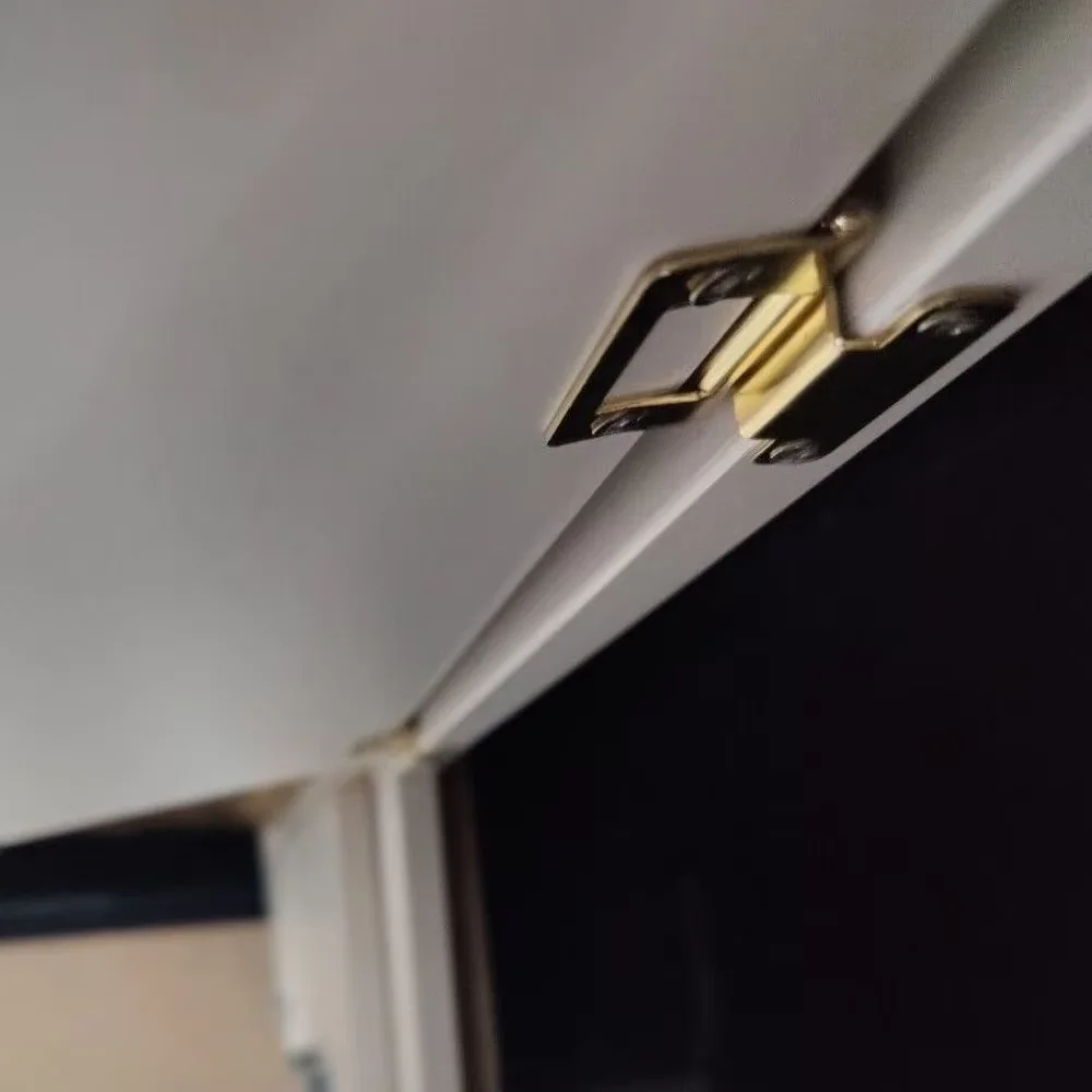 Складные дверные петли для комнаты