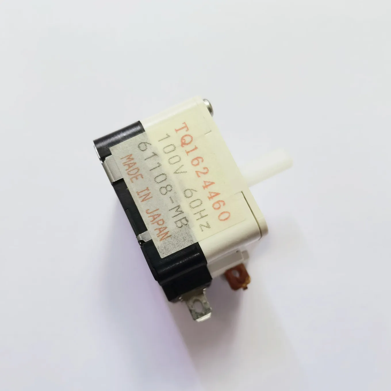 Оригинальный новый таймер двигателя 100% 61027-mc 100v1 - Фотография_3