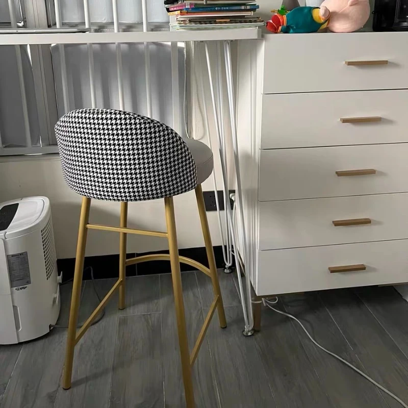 Роскошный современный барный стул со спинкой - Фотография_2