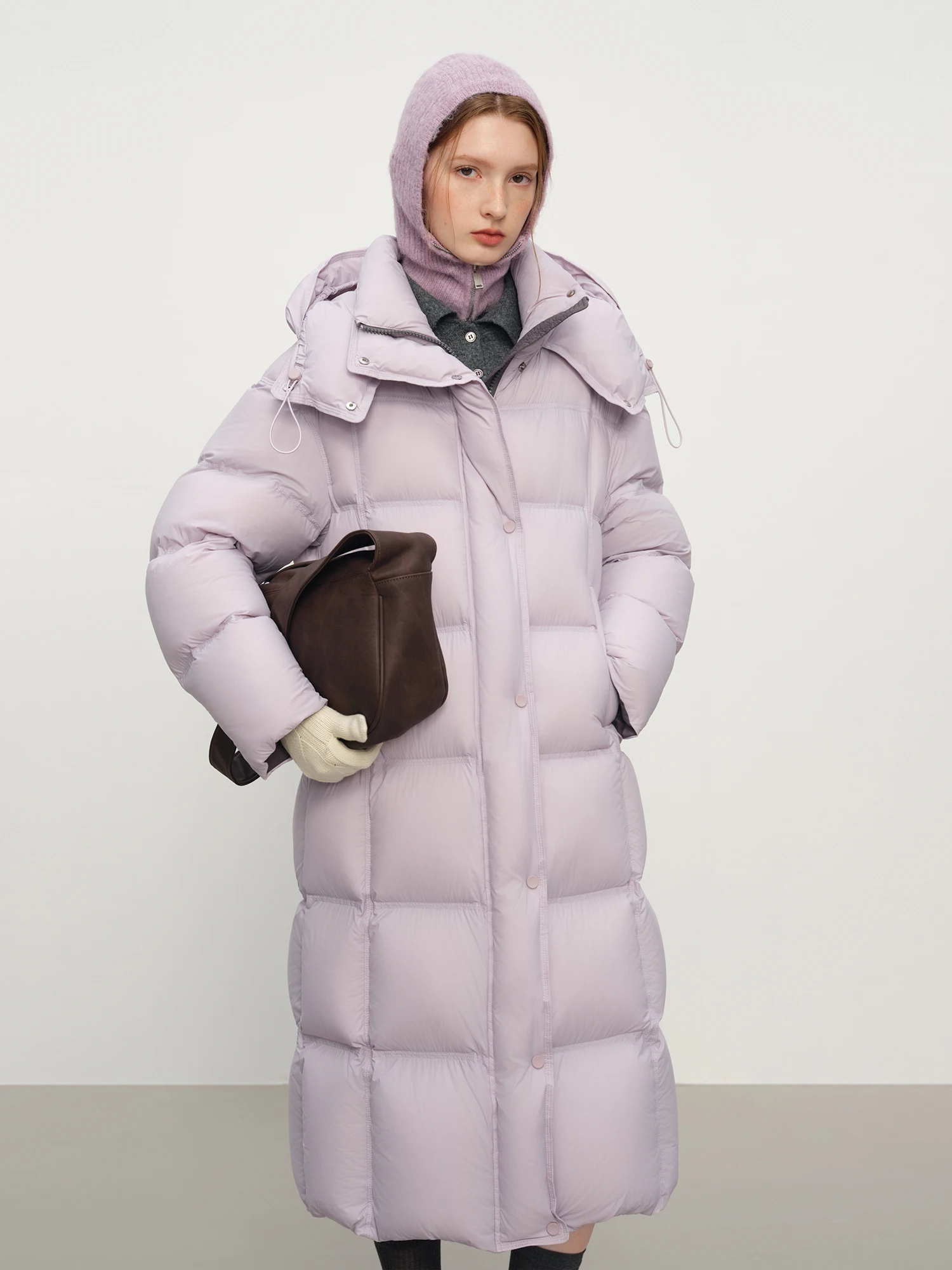 Новое зимнее женское длинное пуховое пальто с капюшоном - Фотография_3