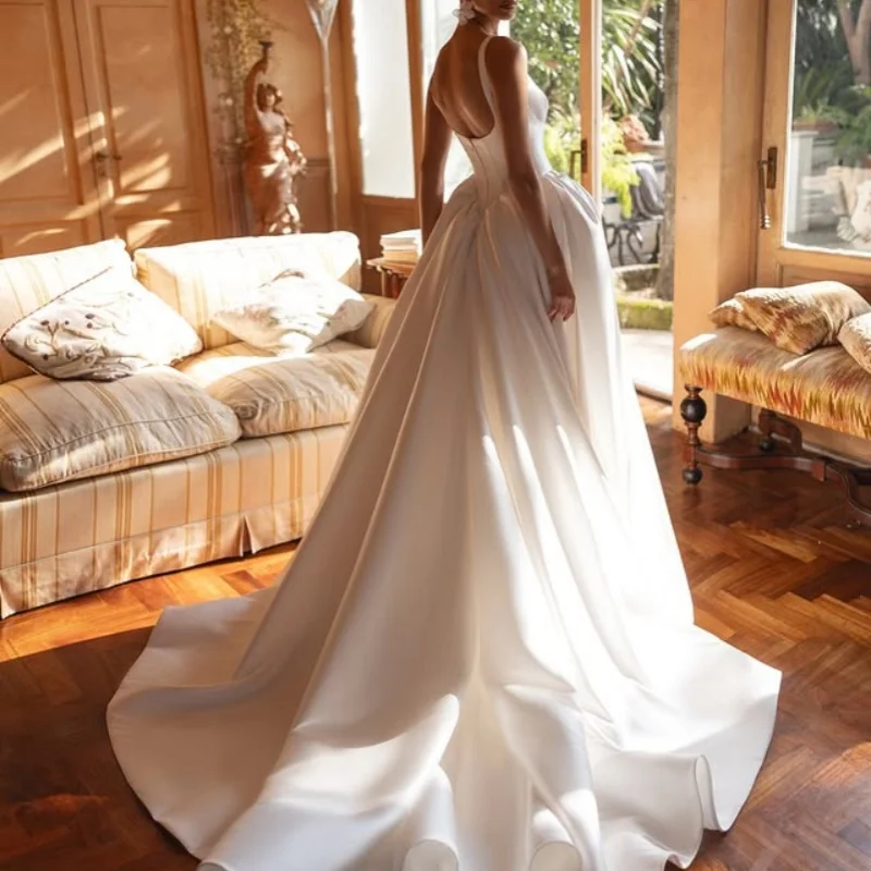 Свадебные платья цвета слоновой кости с аппликацией - Фотография_2