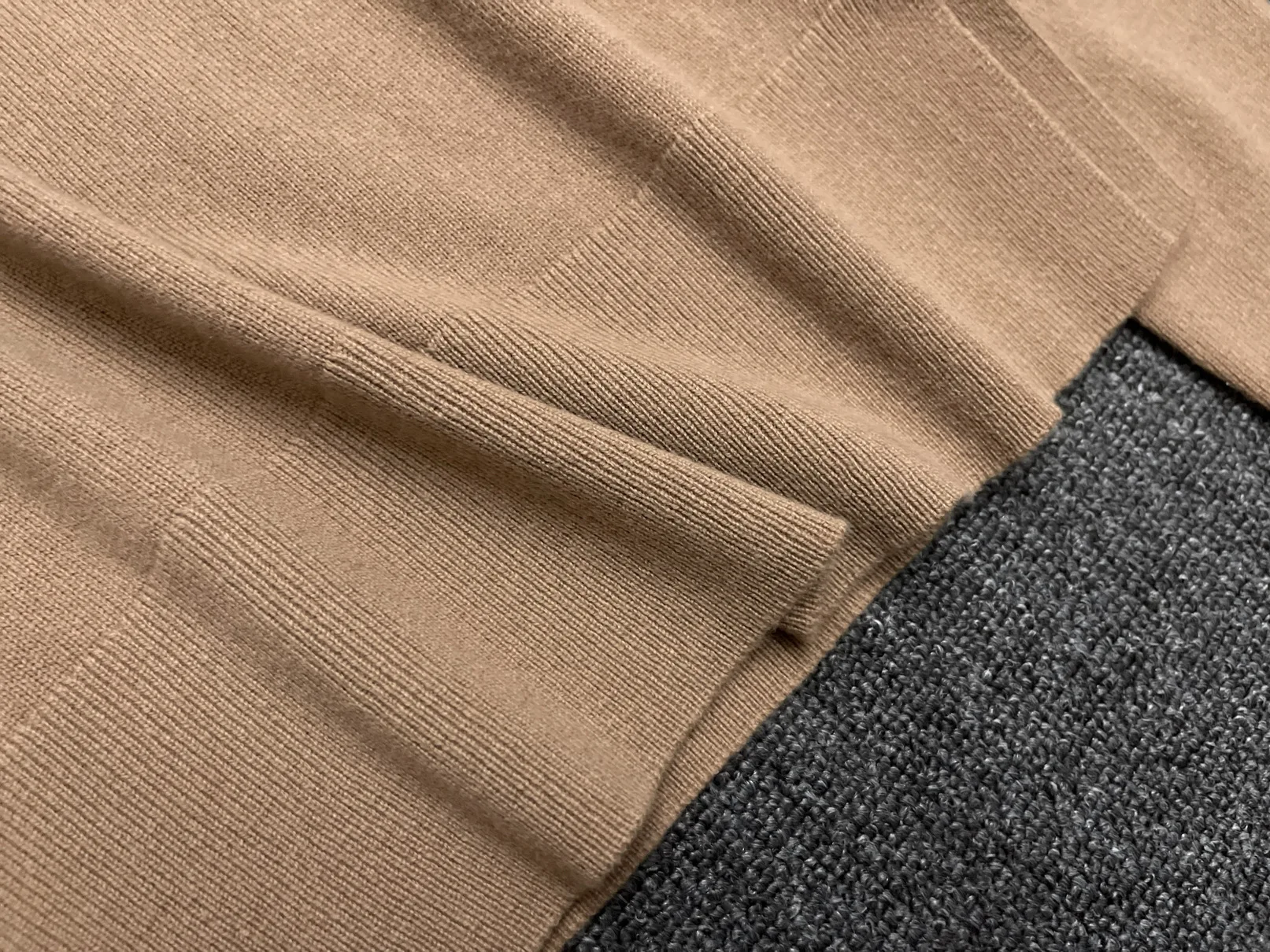 Maxdutti минималистичный трикотаж - Фотография_6