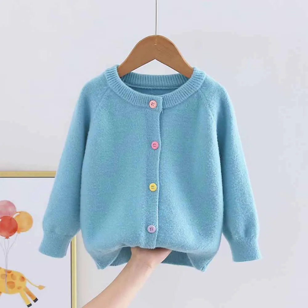 Свитер для девочек с вышивкой - Фотография_3