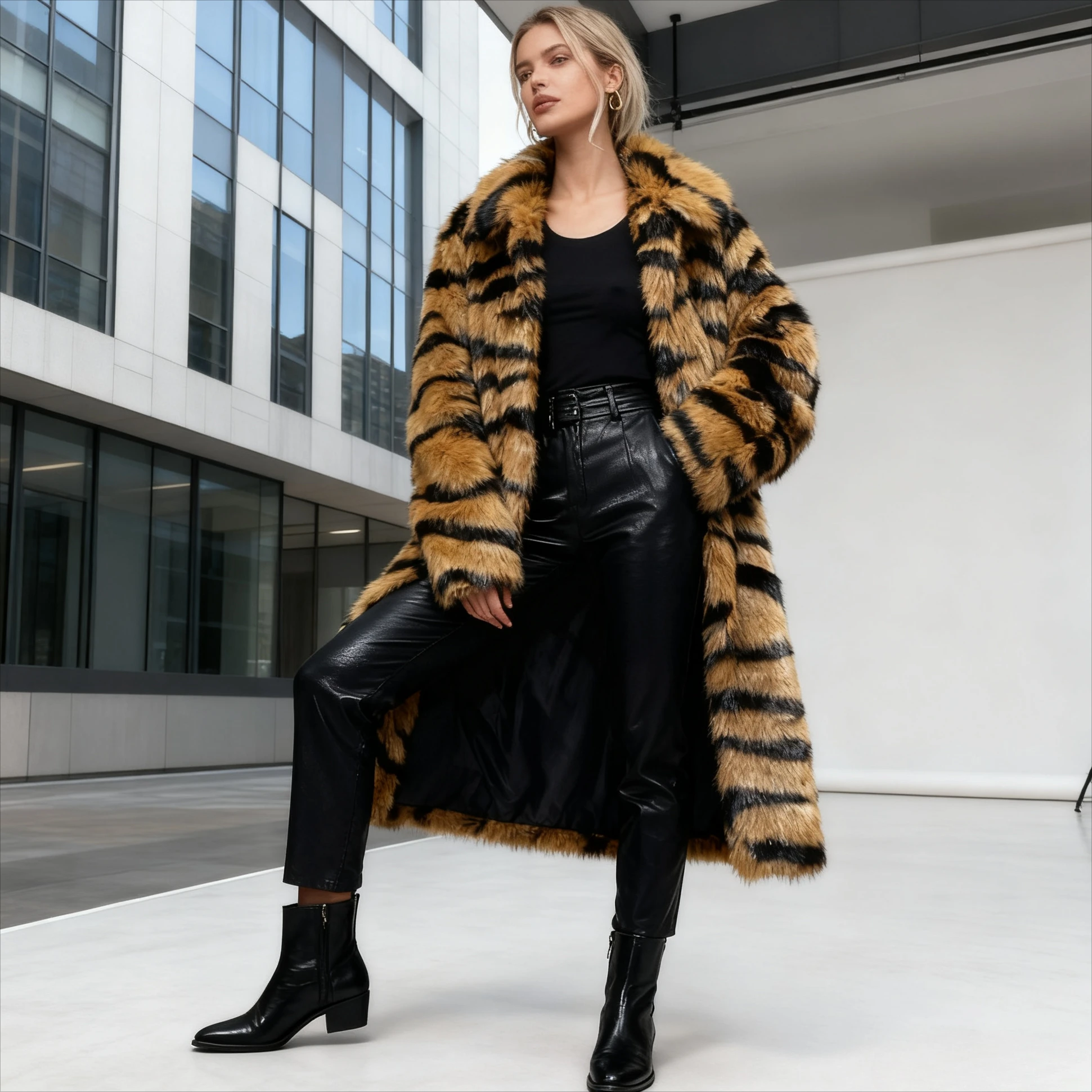 Пальто до щиколотки из искусственного меха