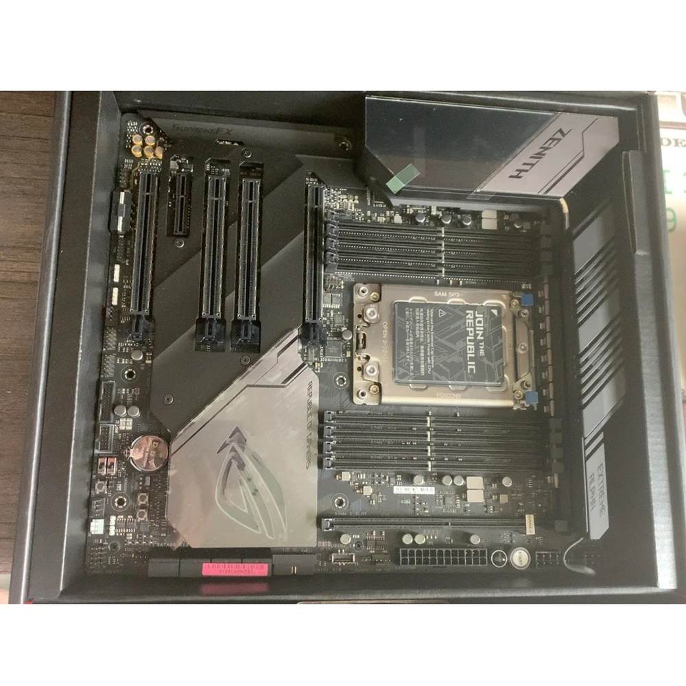 Для rog zenith extreme x399 sockettr4 ddr4 m - Фотография_2